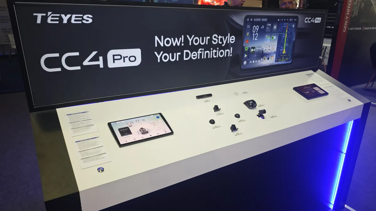 TEYES CC4 Pro running split-screen navigation and surround-view camera interface at Automechanika Frankfurt 2026