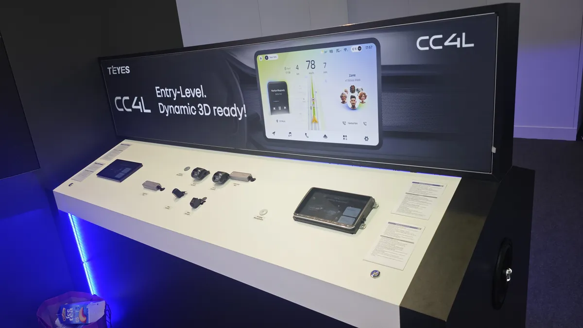 TEYES CC4L display island at Automechanika Frankfurt 2026 — entry-level head unit with accessory suite